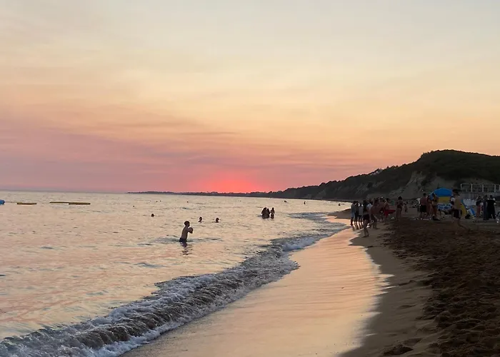 Sηαντι 100m From Sandy *