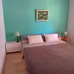 Sηαντι 100m From Sandy *