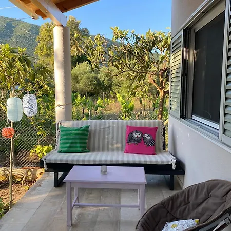 SΗΑΝΤΙ country house 100m from sandy beach Hébergement de vacances Halikounas