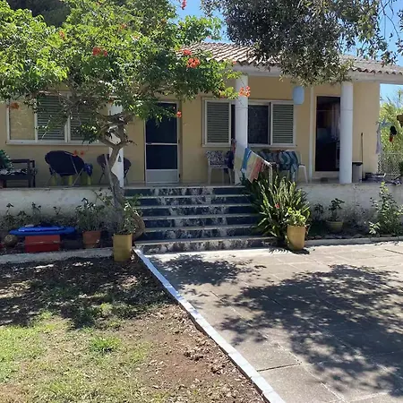 SΗΑΝΤΙ country house 100m from sandy beach Halikounas