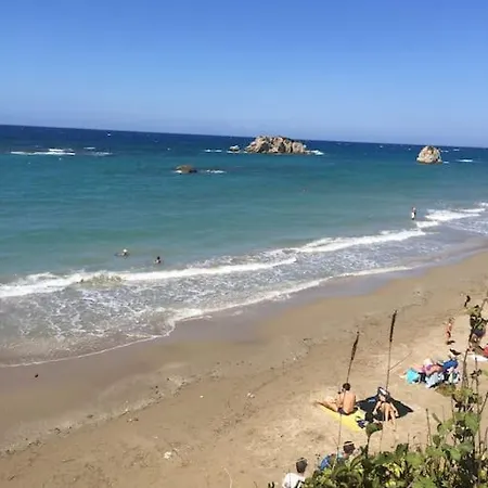 SΗΑΝΤΙ country house 100m from sandy beach Hébergement de vacances